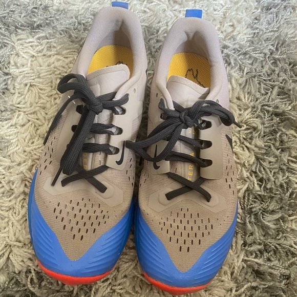 Nike Air Zoom Terra Kiger Trail Running Shoes - Picture 4 of 8